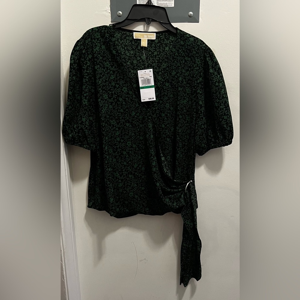 Michael Kors womens Floral Top size P/Large in Green and Black